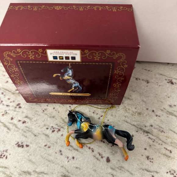 2021 The Trail of Painted Ponies Ornament "Fury" - Picture 3 of 6